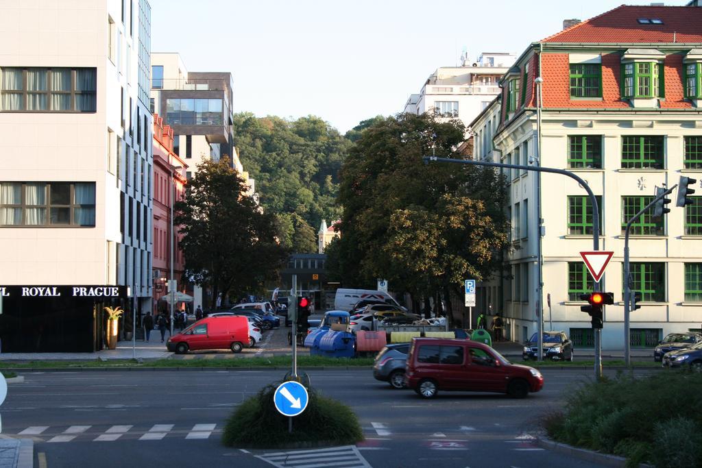 Karlin Apartment Prague Ngoại thất bức ảnh